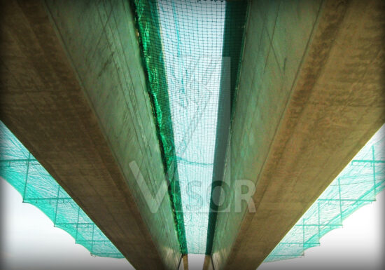 Visor-redes-de-seguridad-puentes-y-viaductos-solucion-anclaje-a-viga